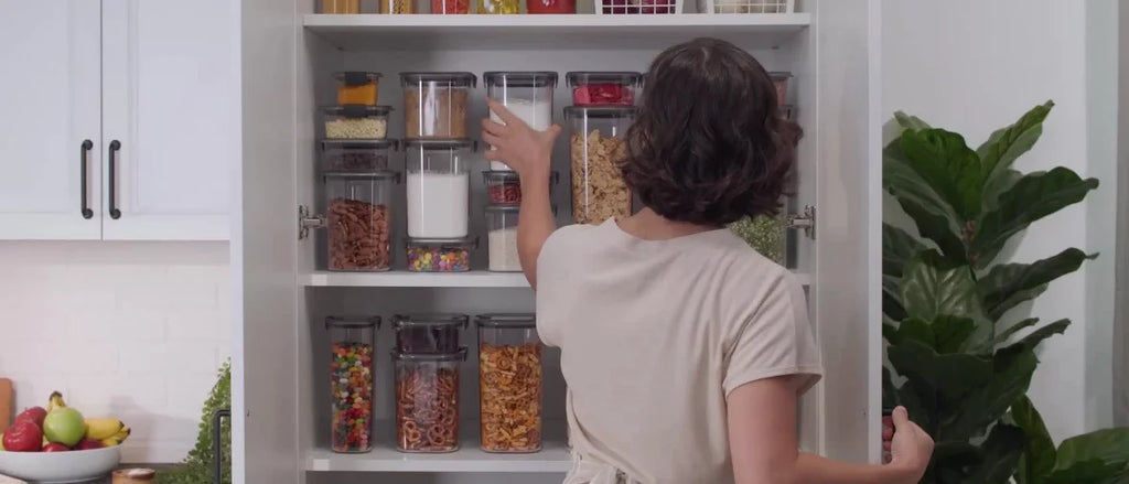 Rubbermaid Brilliance Pantry 18 Cup Cereal Keeper: Clear Plastic Food Storage Container, Dishwasher & Freezer Safe