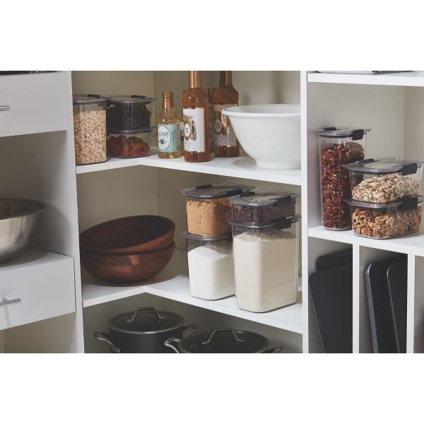 Rubbermaid Brilliance 7.8 cup Pantry Airtight Food Storage Container: Clear Plastic, Dishwasher & Freezer Safe
