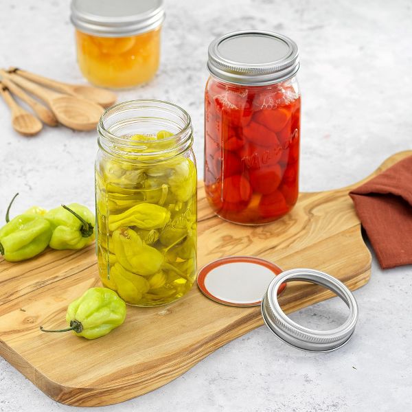 JoyJolt Regular Mason Jars with Airtight Lids, Labels and Measures - 16 oz - Set of 6
